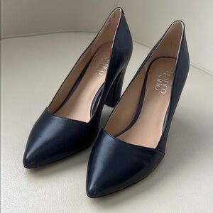 Franco Sarto high heel shoes in dark blue color Size 8